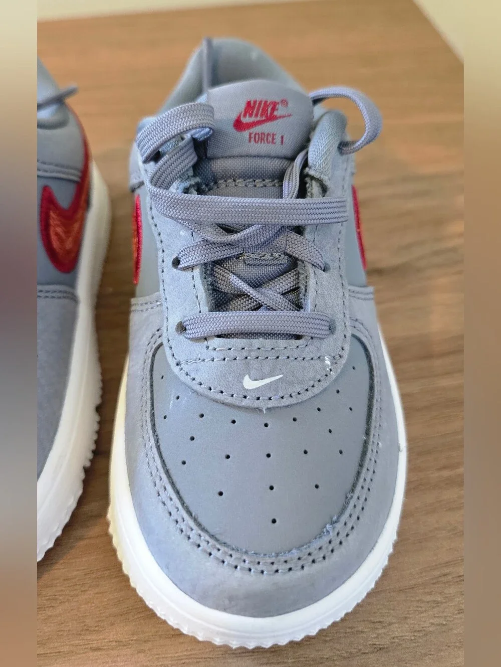 Nike Kids' Air Force 1 Low Top Sneakers - Gray with Crimson